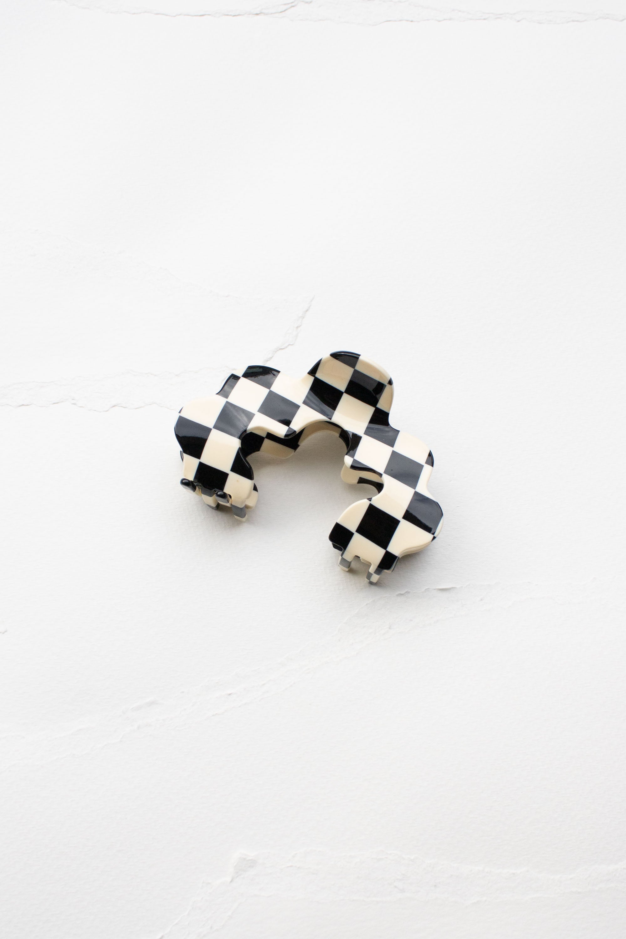 Eco Wave Cloud Checkerboard Pattern Hair Claw Clip