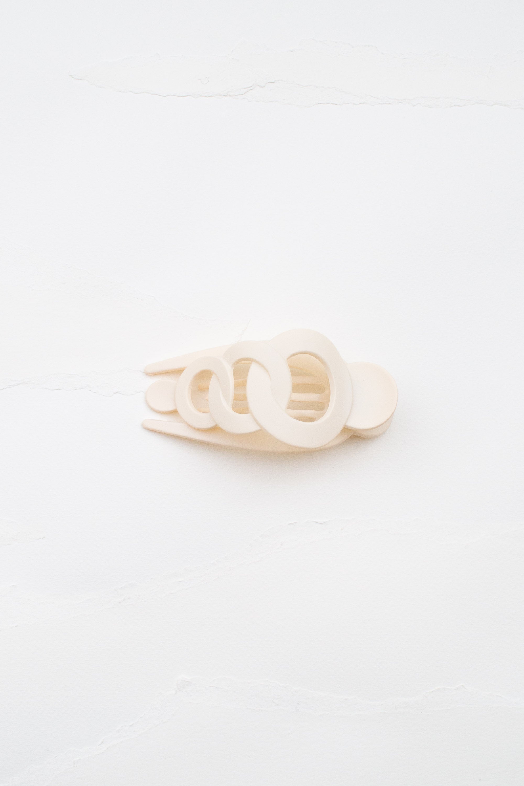 Geometric Ring Hair Claw Clips for Daily Use