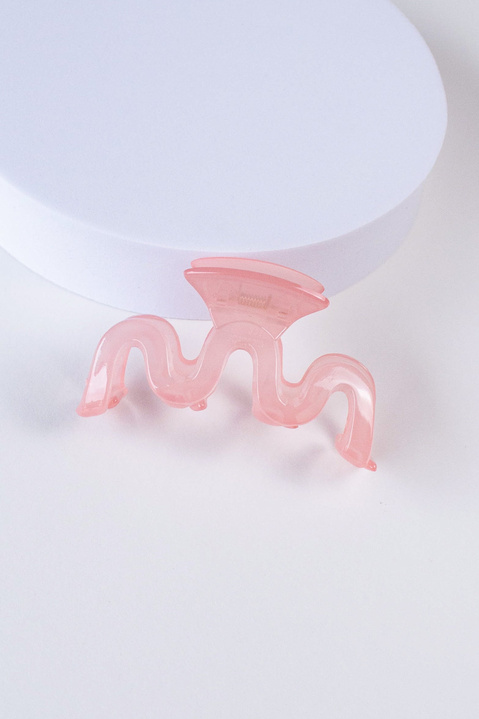 Glossy Waves Hair Claw Clip