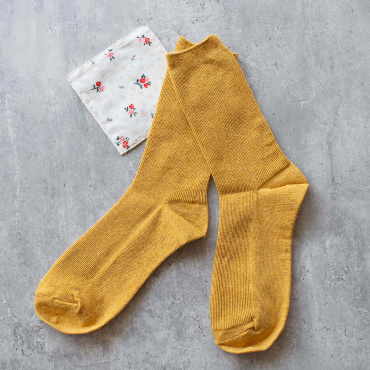 AM Women's Standard Crew Socks