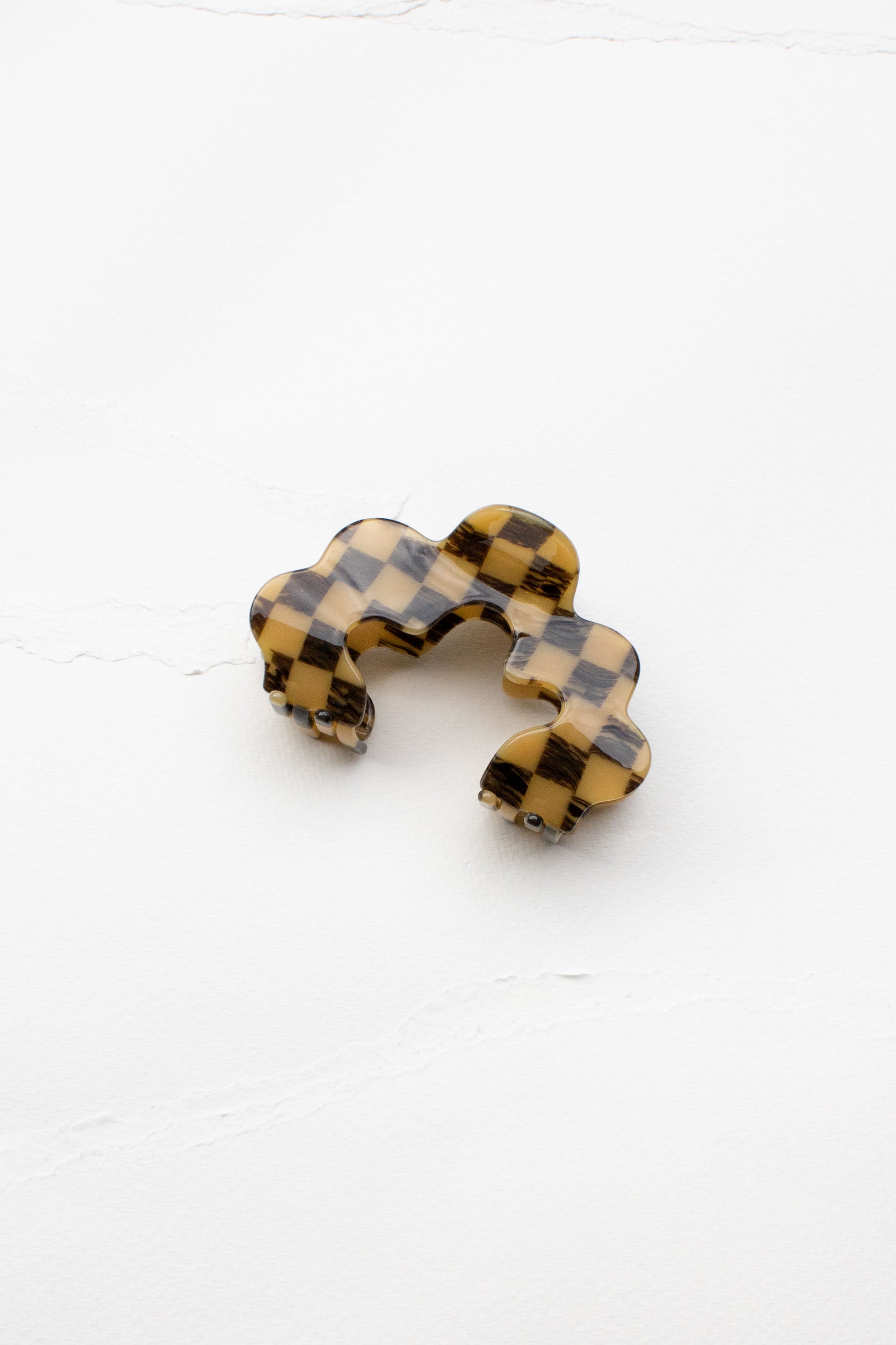 Eco Wave Cloud Checkerboard Pattern Hair Claw Clip