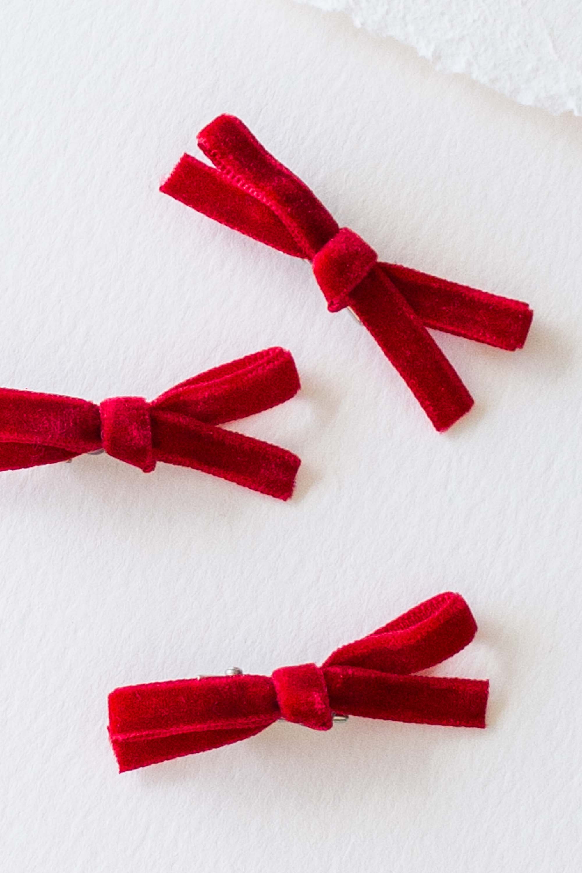 Little Velvet Ribbon Hair Pin Set
