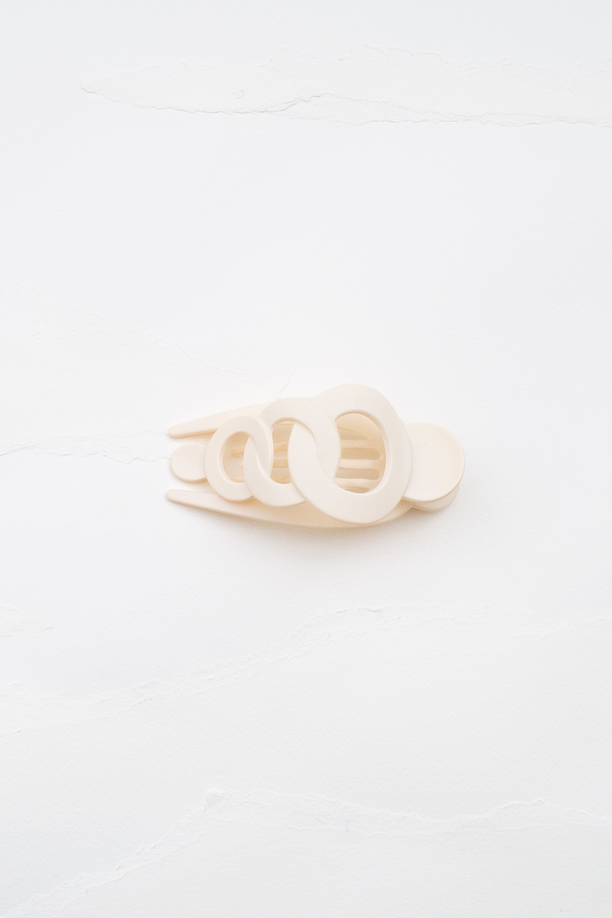 Geometric Ring Hair Claw Clips for Daily Use