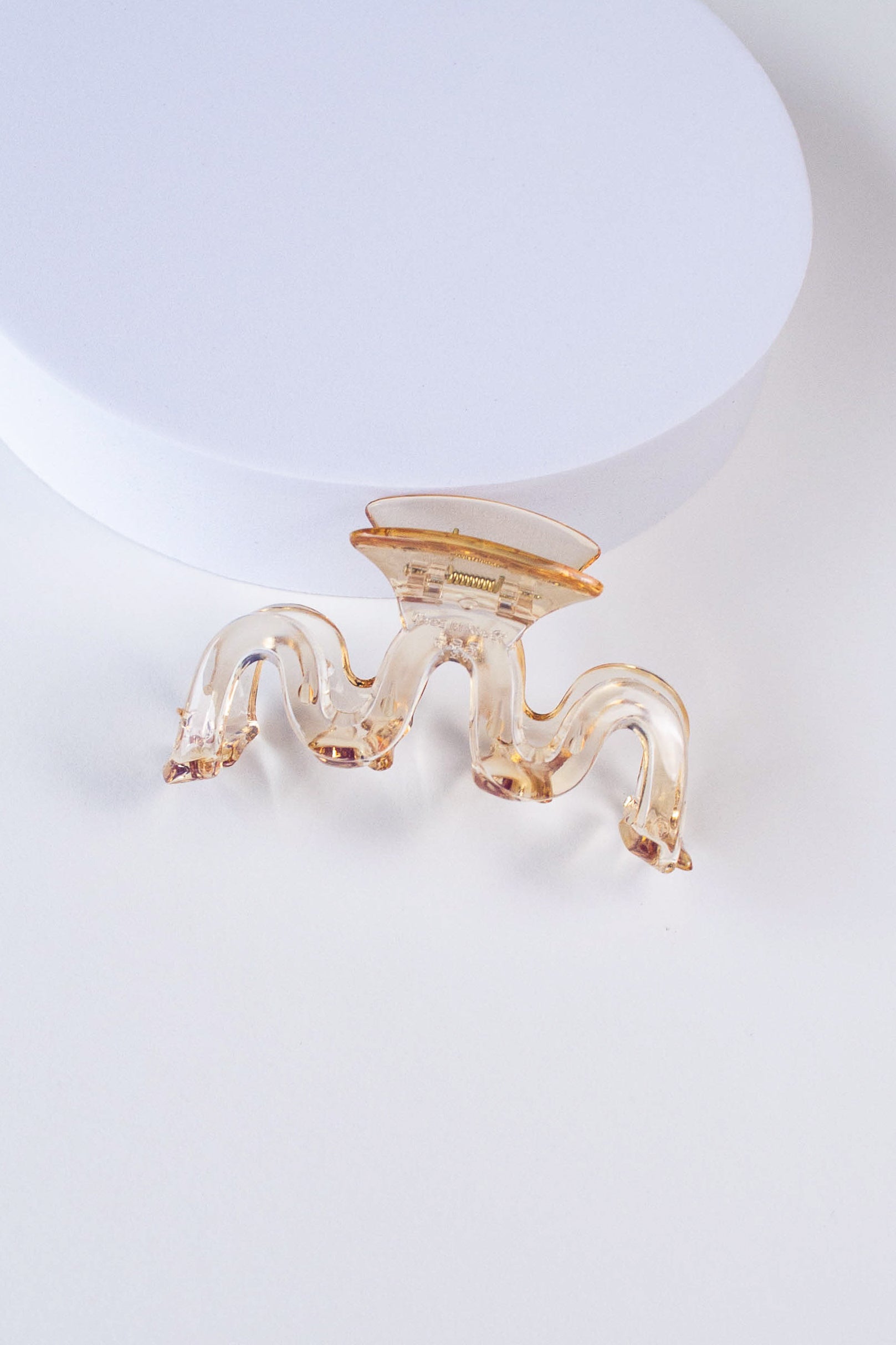 Glossy Waves Hair Claw Clip