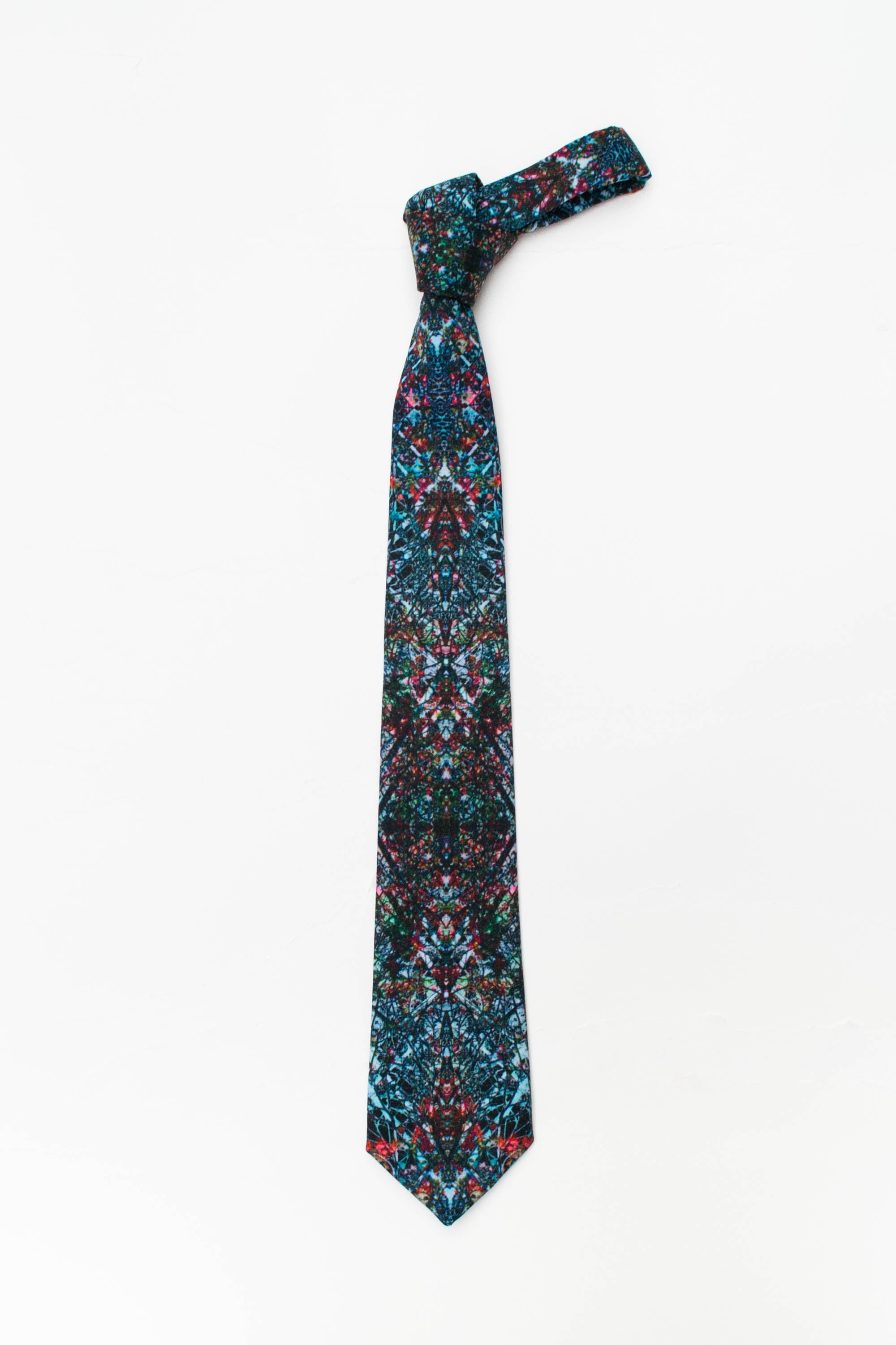 Khan Tie